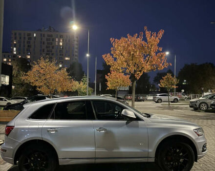 Сірий Ауді Ку 5, об'ємом двигуна 1.98 л та пробігом 232 тис. км за 17400 $, фото 3 на Automoto.ua