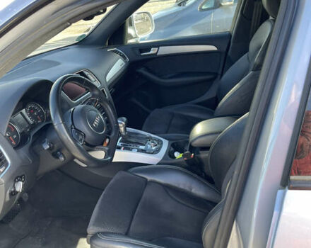 Серый Ауди Ку 5, объемом двигателя 2 л и пробегом 210 тыс. км за 25500 $, фото 4 на Automoto.ua