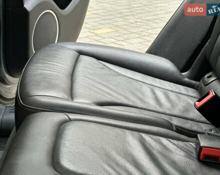 Серый Ауди Ку 5, объемом двигателя 2 л и пробегом 213 тыс. км за 14999 $, фото 35 на Automoto.ua