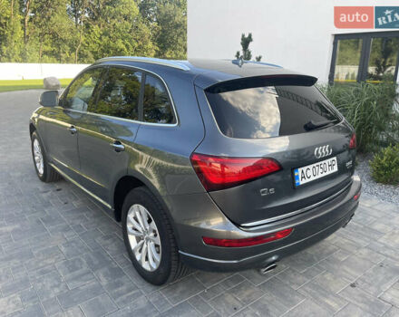 Серый Ауди Ку 5, объемом двигателя 1.98 л и пробегом 141 тыс. км за 16000 $, фото 5 на Automoto.ua