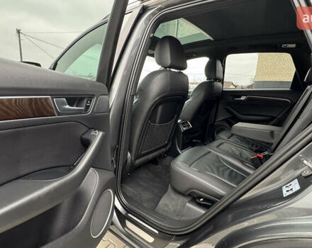 Сірий Ауді Ку 5, об'ємом двигуна 2 л та пробігом 177 тис. км за 15777 $, фото 46 на Automoto.ua