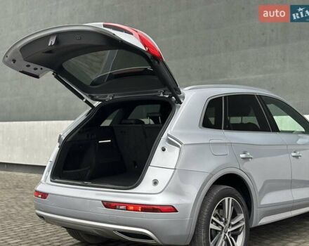 Серый Ауди Ку 5, объемом двигателя 1.97 л и пробегом 165 тыс. км за 34500 $, фото 61 на Automoto.ua