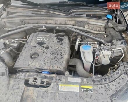 Серый Ауди Ку 5, объемом двигателя 2 л и пробегом 113 тыс. км за 2600 $, фото 11 на Automoto.ua