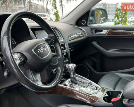 Серый Ауди Ку 5, объемом двигателя 1.98 л и пробегом 82 тыс. км за 18650 $, фото 8 на Automoto.ua