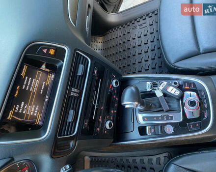 Серый Ауди Ку 5, объемом двигателя 2 л и пробегом 165 тыс. км за 15900 $, фото 19 на Automoto.ua