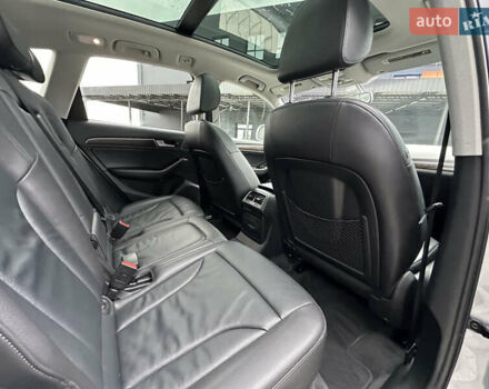 Серый Ауди Ку 5, объемом двигателя 2 л и пробегом 188 тыс. км за 15900 $, фото 65 на Automoto.ua