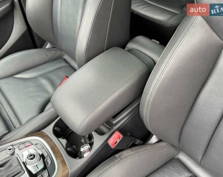 Сірий Ауді Ку 5, об'ємом двигуна 2 л та пробігом 139 тис. км за 16999 $, фото 52 на Automoto.ua