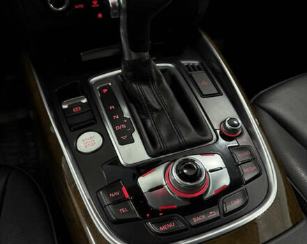 Серый Ауди Ку 5, объемом двигателя 1.98 л и пробегом 265 тыс. км за 15800 $, фото 30 на Automoto.ua