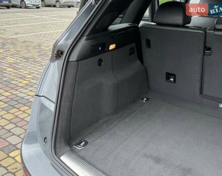 Сірий Ауді Ку 5, об'ємом двигуна 2 л та пробігом 139 тис. км за 16999 $, фото 73 на Automoto.ua