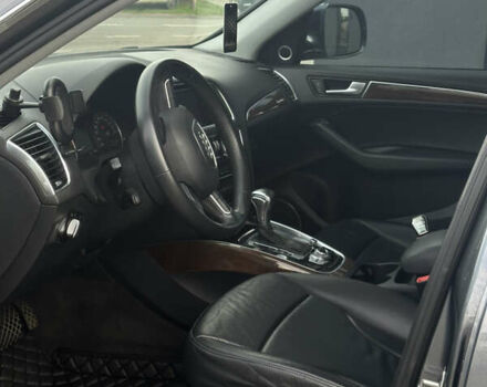 Серый Ауди Ку 5, объемом двигателя 2 л и пробегом 216 тыс. км за 15900 $, фото 6 на Automoto.ua