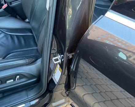 Серый Ауди Ку 5, объемом двигателя 2 л и пробегом 165 тыс. км за 15900 $, фото 26 на Automoto.ua