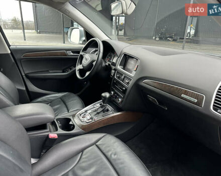 Серый Ауди Ку 5, объемом двигателя 2 л и пробегом 188 тыс. км за 15900 $, фото 68 на Automoto.ua