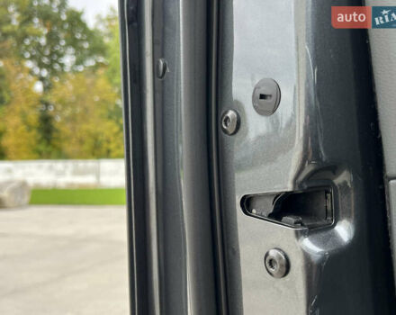 Серый Ауди Ку 5, объемом двигателя 2 л и пробегом 213 тыс. км за 15500 $, фото 76 на Automoto.ua