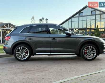 Серый Ауди Ку 5, объемом двигателя 1.97 л и пробегом 235 тыс. км за 32600 $, фото 20 на Automoto.ua