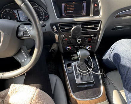 Серый Ауди Ку 5, объемом двигателя 2 л и пробегом 125 тыс. км за 18900 $, фото 12 на Automoto.ua