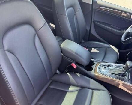 Серый Ауди Ку 5, объемом двигателя 2 л и пробегом 100 тыс. км за 18500 $, фото 47 на Automoto.ua