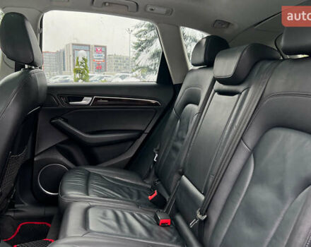 Серый Ауди Ку 5, объемом двигателя 1.98 л и пробегом 82 тыс. км за 18650 $, фото 22 на Automoto.ua