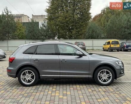 Сірий Ауді Ку 5, об'ємом двигуна 2 л та пробігом 139 тис. км за 16999 $, фото 11 на Automoto.ua