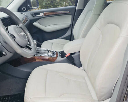 Сірий Ауді Ку 5, об'ємом двигуна 3 л та пробігом 162 тис. км за 17500 $, фото 8 на Automoto.ua