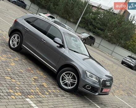 Сірий Ауді Ку 5, об'ємом двигуна 2 л та пробігом 139 тис. км за 16999 $, фото 12 на Automoto.ua