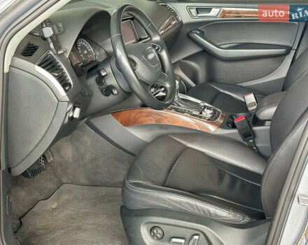 Серый Ауди Ку 5, объемом двигателя 2 л и пробегом 163 тыс. км за 18490 $, фото 13 на Automoto.ua