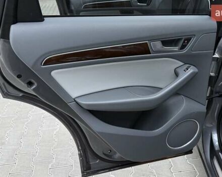 Серый Ауди Ку 5, объемом двигателя 1.98 л и пробегом 82 тыс. км за 18299 $, фото 27 на Automoto.ua