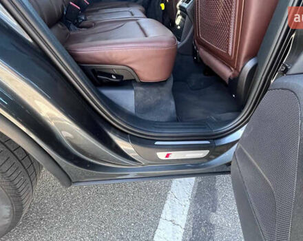 Сірий Ауді Ку 5, об'ємом двигуна 3 л та пробігом 139 тис. км за 23000 $, фото 22 на Automoto.ua