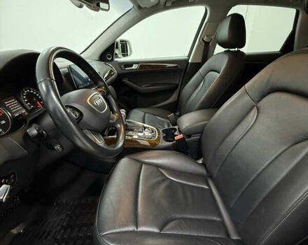 Серый Ауди Ку 5, объемом двигателя 1.98 л и пробегом 265 тыс. км за 15800 $, фото 21 на Automoto.ua