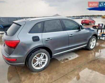 Серый Ауди Ку 5, объемом двигателя 2 л и пробегом 113 тыс. км за 2600 $, фото 2 на Automoto.ua