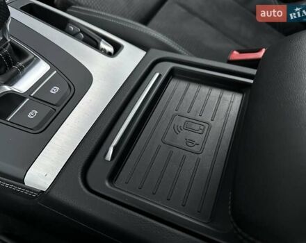 Серый Ауди Ку 5, объемом двигателя 1.97 л и пробегом 165 тыс. км за 34500 $, фото 57 на Automoto.ua