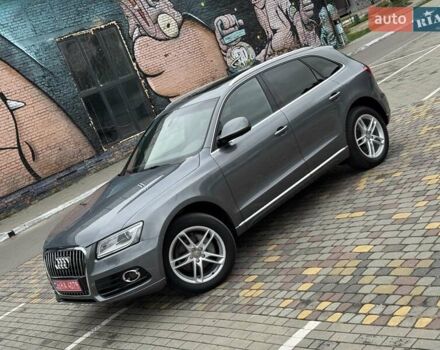 Сірий Ауді Ку 5, об'ємом двигуна 2 л та пробігом 139 тис. км за 16999 $, фото 3 на Automoto.ua