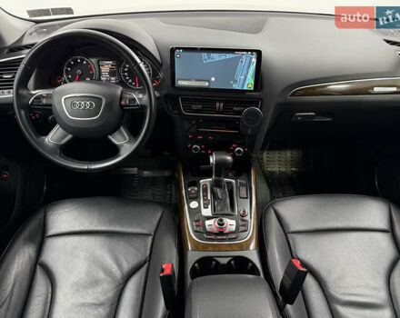 Серый Ауди Ку 5, объемом двигателя 1.98 л и пробегом 265 тыс. км за 15800 $, фото 27 на Automoto.ua