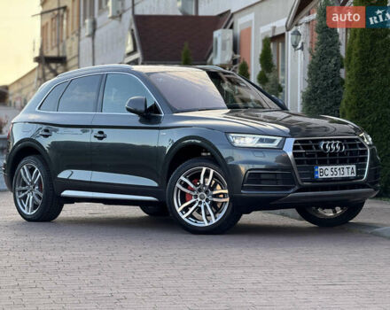 Серый Ауди Ку 5, объемом двигателя 1.97 л и пробегом 235 тыс. км за 32600 $, фото 37 на Automoto.ua