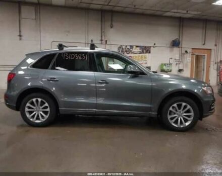 Сірий Ауді Ку 5, об'ємом двигуна 2 л та пробігом 70 тис. км за 2300 $, фото 12 на Automoto.ua