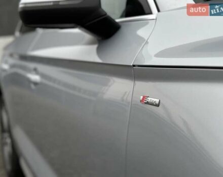 Серый Ауди Ку 5, объемом двигателя 1.97 л и пробегом 165 тыс. км за 34500 $, фото 6 на Automoto.ua