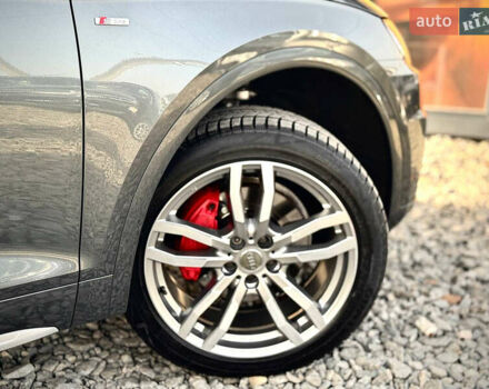 Серый Ауди Ку 5, объемом двигателя 2 л и пробегом 236 тыс. км за 30999 $, фото 31 на Automoto.ua