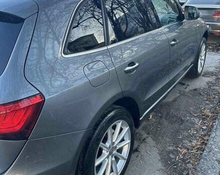 Серый Ауди Ку 5, объемом двигателя 1.98 л и пробегом 99 тыс. км за 18000 $, фото 3 на Automoto.ua