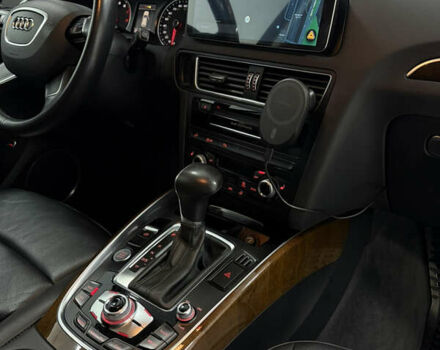 Серый Ауди Ку 5, объемом двигателя 1.98 л и пробегом 265 тыс. км за 15800 $, фото 23 на Automoto.ua