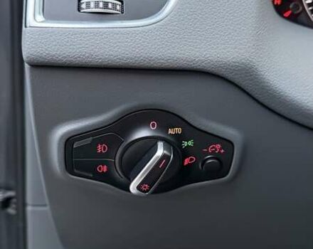 Серый Ауди Ку 5, объемом двигателя 1.98 л и пробегом 82 тыс. км за 18299 $, фото 21 на Automoto.ua