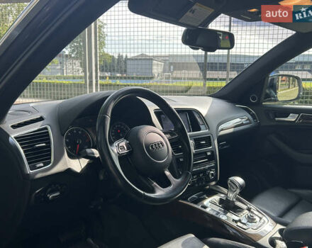 Серый Ауди Ку 5, объемом двигателя 3 л и пробегом 225 тыс. км за 17950 $, фото 6 на Automoto.ua