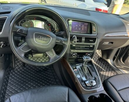 Серый Ауди Ку 5, объемом двигателя 2 л и пробегом 216 тыс. км за 14600 $, фото 6 на Automoto.ua