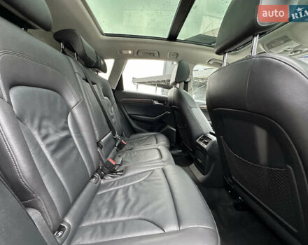 Серый Ауди Ку 5, объемом двигателя 2 л и пробегом 188 тыс. км за 15900 $, фото 64 на Automoto.ua