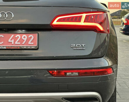 Серый Ауди Ку 5, объемом двигателя 1.98 л и пробегом 147 тыс. км за 20200 $, фото 8 на Automoto.ua