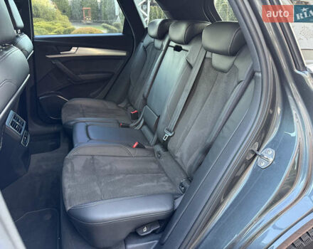 Серый Ауди Ку 5, объемом двигателя 1.97 л и пробегом 235 тыс. км за 32600 $, фото 79 на Automoto.ua