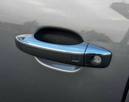 Серый Ауди Ку 5, объемом двигателя 0 л и пробегом 184 тыс. км за 15300 $, фото 4 на Automoto.ua