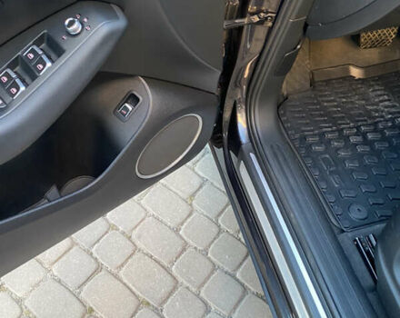 Серый Ауди Ку 5, объемом двигателя 2 л и пробегом 165 тыс. км за 15900 $, фото 24 на Automoto.ua