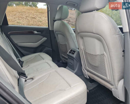 Сірий Ауді Ку 5, об'ємом двигуна 3 л та пробігом 162 тис. км за 17500 $, фото 14 на Automoto.ua