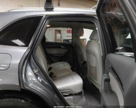 Сірий Ауді Ку 5, об'ємом двигуна 2 л та пробігом 70 тис. км за 2300 $, фото 7 на Automoto.ua