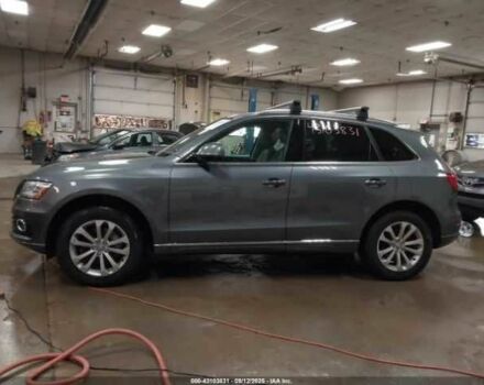 Сірий Ауді Ку 5, об'ємом двигуна 2 л та пробігом 70 тис. км за 2300 $, фото 13 на Automoto.ua