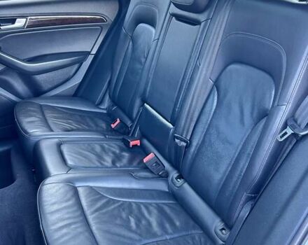 Сірий Ауді Ку 5, об'ємом двигуна 2 л та пробігом 227 тис. км за 17600 $, фото 20 на Automoto.ua